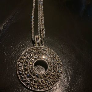 Premier designs necklace